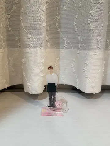 SEVENTEEN 카페 아크릴 스탠드 도기움