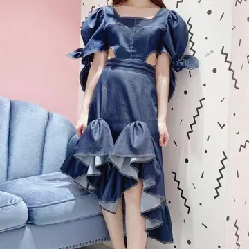 [ lilLilly ] 비대칭 데님 프릴 상의