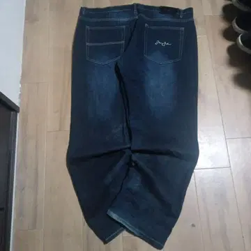 션 존 W44