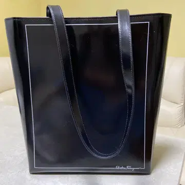 페라가모 토트백