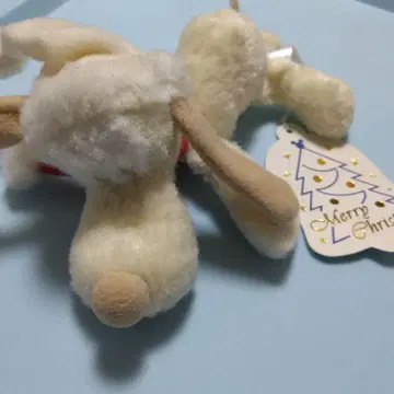 인형 배지 화이트 플루토