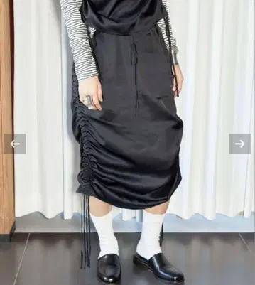BASERANGE/베이스레인지 PICTORIAL STRAP SKIRT