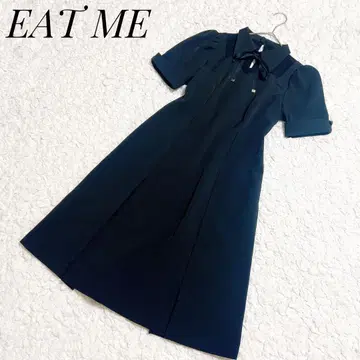 [새상품급] EAT ME 시어 절개 퍼프 슬리브 x 리본 타이 원피스