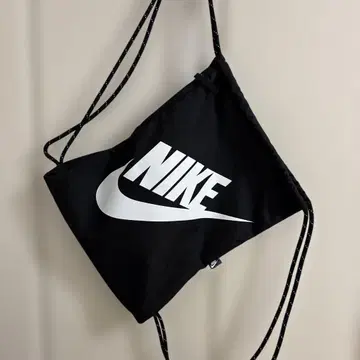 NIKE 헤리티지 짐색 냅색 백