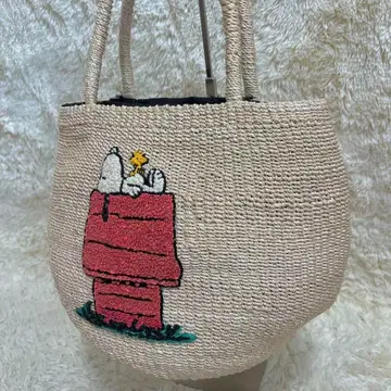 컨디션 최상 비올라돌로 카고바 카고백 핸드백 스누피 피넛 한정판