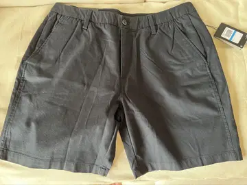 Under Armour 블랙 숏팬츠