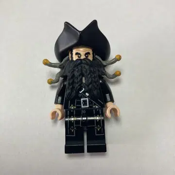 LEGO 미니 피규어 에드워드 티치