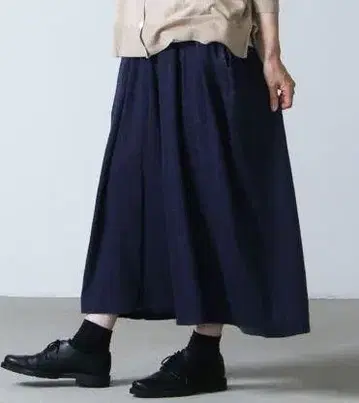 Vlas blomme 라스블라무 커브 팬츠 콜트레이크 리 팬츠