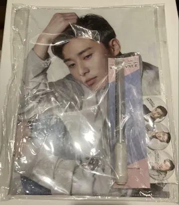 박서준 응원봉, 캔배지, 클리어 파일