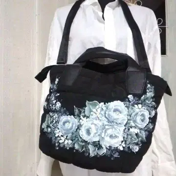 검정 퀼팅 숄더백 토울 페인트 작품 생활용품