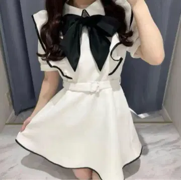 에블린 에블린 바이컬러 리본 롱파스 화이트