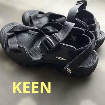 KEEN 샌들 24.0cm