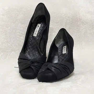 DIANA / 다이애나 펌프스 힐 리본 블랙 24cm