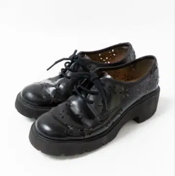 CAMPER 캠퍼 미라 가죽 로퍼 플라워 컷 38 24cm