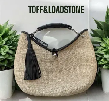 TOFF&LOADSTONE 베이지 색상 바구니 가방 타셀 장식