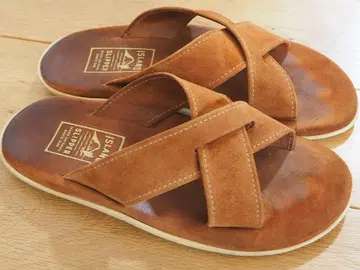 ISLAND SLIPPER 스웨이드 크로스 스트랩 샌들 9 (27cm)