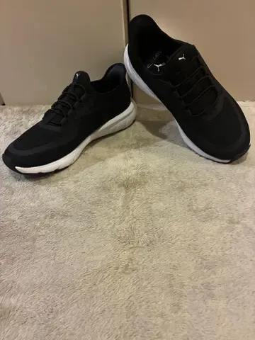 PUMA SOFTRIDE 슬립인 블랙 23.5 SKECHERS