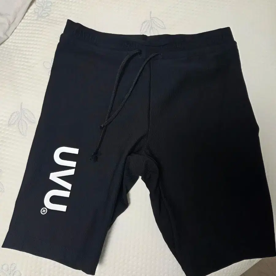 UVU CLUB ハーフタイツ 2.0 BLACK 黒 Chicago UVU Half Tight 2.0 Black L #uvu,#러닝,#uvu타이즈 on Bunjang Global