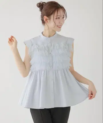 핏모어 튜얼 도킹 프릴 블라우스 페 블루 핏모어