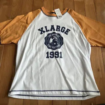 새 제품 미사용 XLARGE 라글란 소매 티셔츠 M