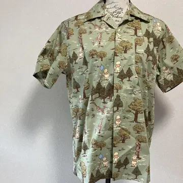 도쿄 디즈니 곰돌이 푸 반팔 셔츠 올리브 그린 미사용 새상품 S