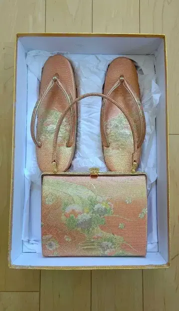 조리와 백 세트 오렌지 계열 꽃무늬 자수