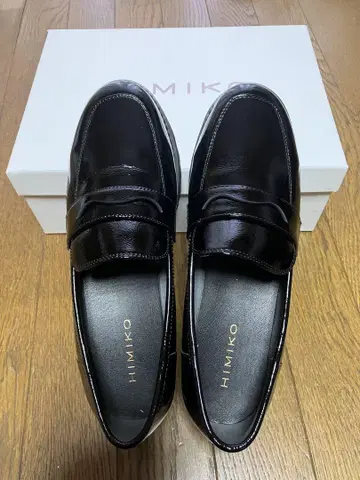 새상품 HIMIKO 트랙 솔 코인 로퍼 24cm