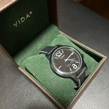 VIDA+ 아날로그 시계 검정 가죽