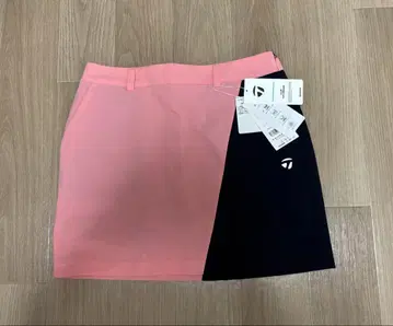 택 포함 새상품 테일러메이드 골프 스커트