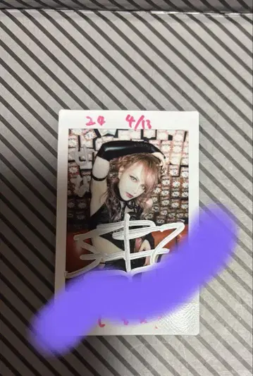 JILUKA SENA 사인 체키