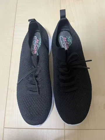스케처스 울트라 플렉스 경량 슬리퍼 스니커즈 24cm