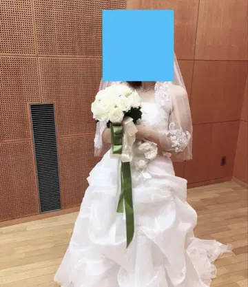 화이트 A라인 웨딩드레스