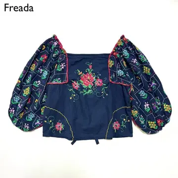 cE46 Freeda 플라워 자수 블라우스 스퀘어넥 올 패턴 셔츠