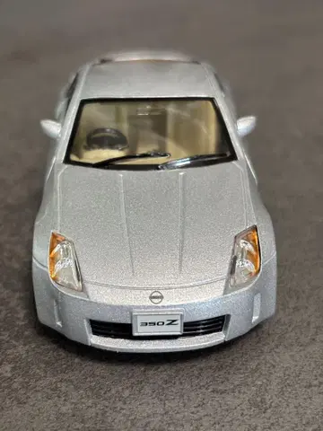 Nissan 350Z 실버