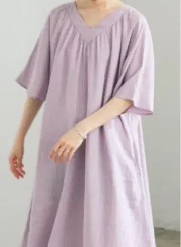 어반 리서치 라벤더 반팔 롱 원피스