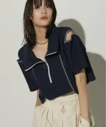 PUBLIC TOKYO 플리츠 집업 탑