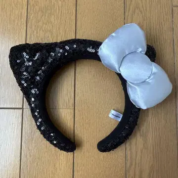 키티 카샤 (검은 귀 스팽글)