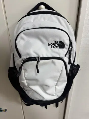 더 노스페이스 NM71863 배낭 27L