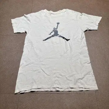 Air jordan 반팔 티셔츠 화이트 점프맨 M