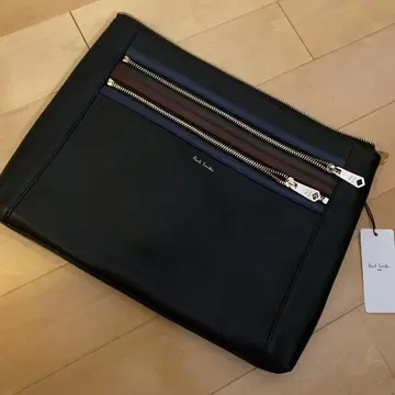 폴스미스 Paul Smith 블랙 가죽 클러치백 지퍼 포켓 부착