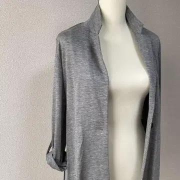 연한 회색 얇은 소재 소프트 자켓