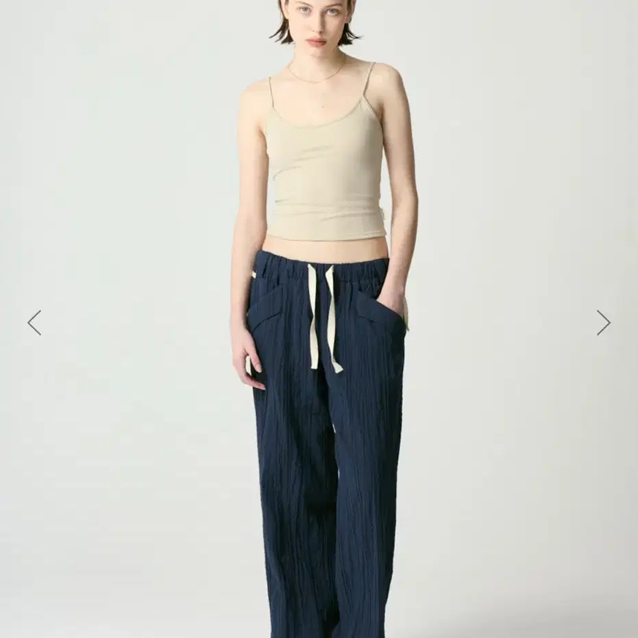 ☆韓国の人気☆【GLOWNY】☆DARLING POCKET STRAP PANT.S☆ GLOWNY | 글로니 Glowny Darling Pocket Strap Pants Navy S #글
