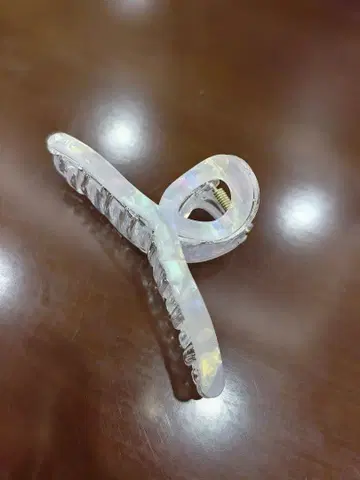 클리어 화이트 리본형 헤어 클립