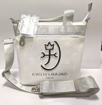 가격 대폭 인하 미사용 새상품 CASTELBAJAC 숄더백 화이트