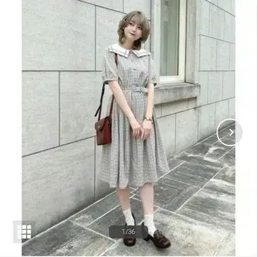 변형 세일러 칼라 체크 원피스