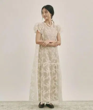moi tytto 꽃 자수 레이어드 원피스