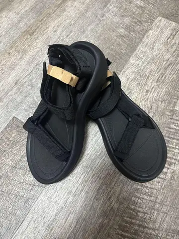 [새상품] Teva 허리케인 XLT2 앰프 밑창 24cm