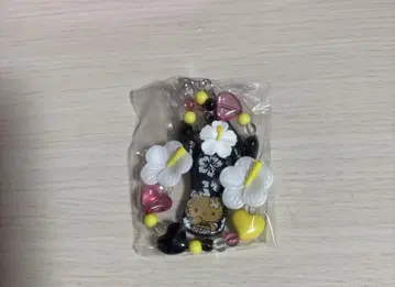 산리오 시크릿 스트랩 키티 블랙