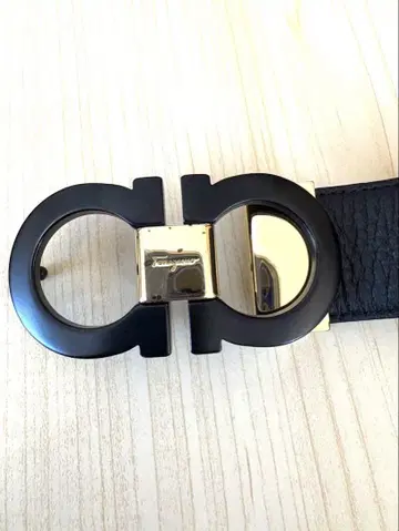 Ferragamo 페라가모 가죽 벨트 리버서블 골드 & 매트 블랙