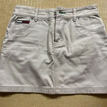 tommy jeans 베이지 미니 스커트